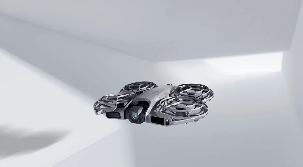 Flycam Có Tính Năng Tự Động Theo Dõi